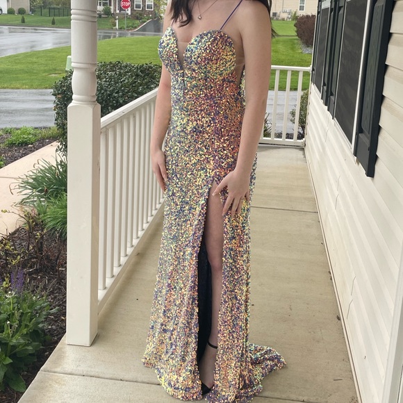 Cinderella Divine, size 6, opal-violet - Picture 8 of 10